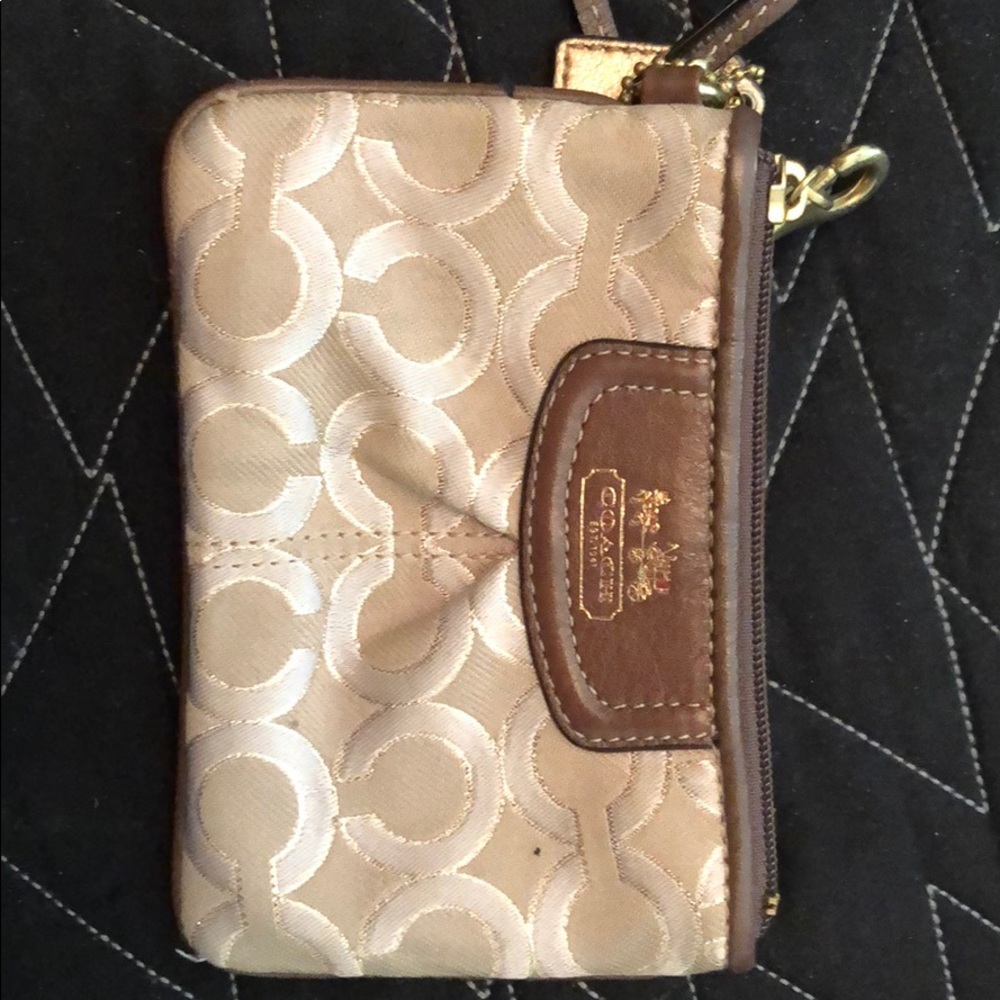 Wristlet